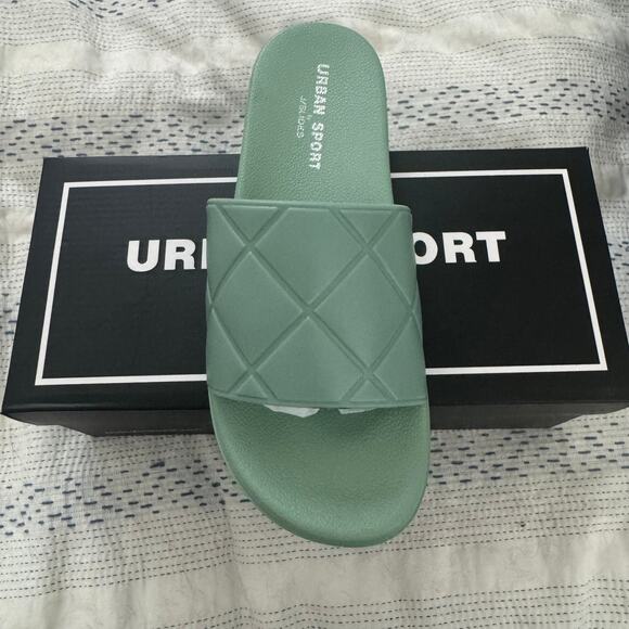 NEW J SLides by Urban Sport Fabio Light Green Slide On Sandals Womens Size 9 - Picture 1 of 6
